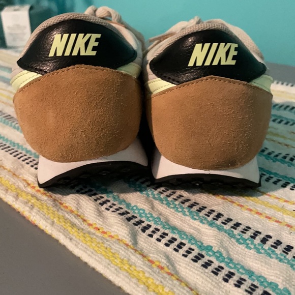 Retro Nike - Picture 3 of 7